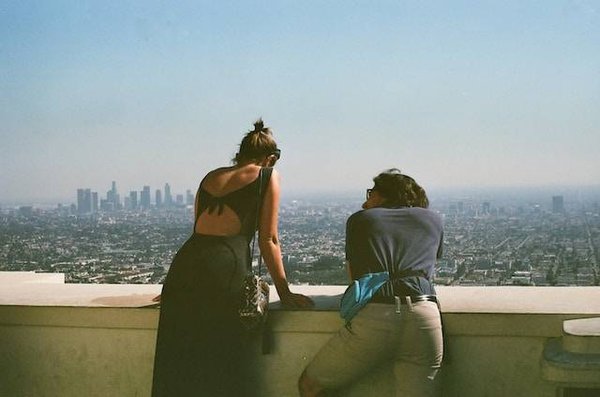 Comment parler du CBD à son médecin, à sa famille ou à ses amis ?